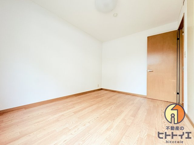 コーポ大川の洋室