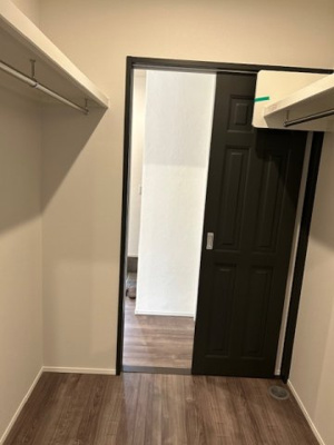 【収納】 | 星和台６丁目　新築戸建 | お洗濯物をすぐに収納できるウォークインクローゼットがあるので便利ですね。