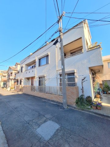 イーリス新中野の外観