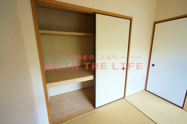 ステラコート参番館【キャッシュバック対象物件】の収納|たっぷりとした収納スペースです