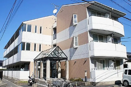 鳥取県鳥取市　一棟アパートの外観