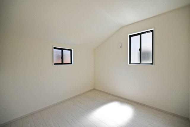 テラシエ上大市5丁目新築一戸建て│4LDK+駐車1台可の洋室|－洋室4.5帖(2F)-