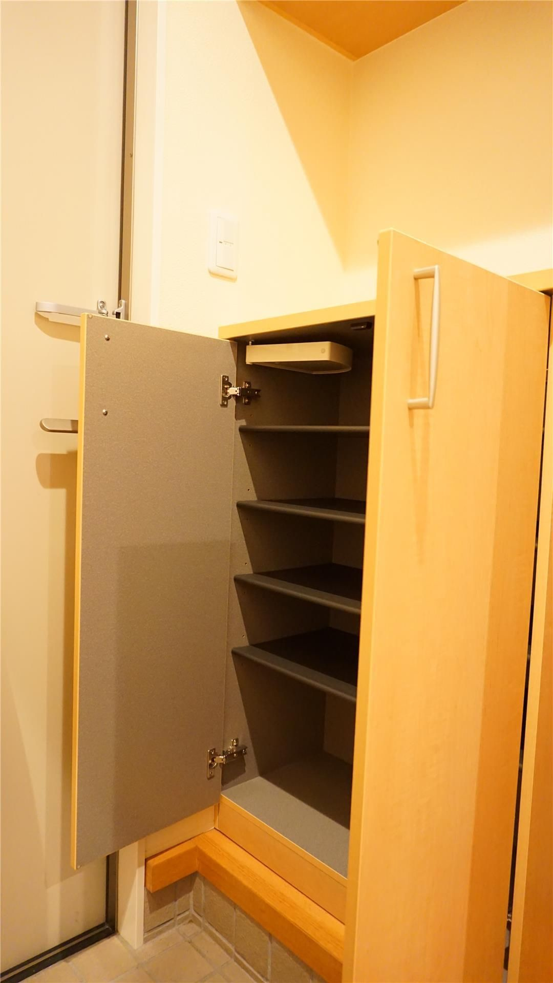 アーリオの玄関