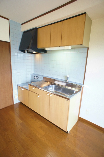 グランディールのキッチン|※別号室のお写真です