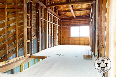 【内装】 | 中京区壬生下溝町　事務所 | 事務所や倉庫・ゲストハウス用地としてご検討ください。
現況《スケルトン》ですので、お好みに合わせてリフォームいただけます。