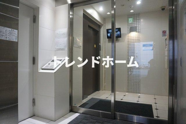 ブリリアントコート農人橋のエントランス|選べる家電プランあり！！