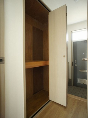 【その他】 | 飯島コーポ8号棟 | 豊富な収納でお部屋はスッキリ♪