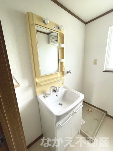 【洗面所】 | 忙しい朝には欠かせない洗面所です