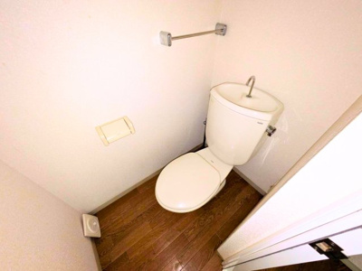  | ブルージュ上町B