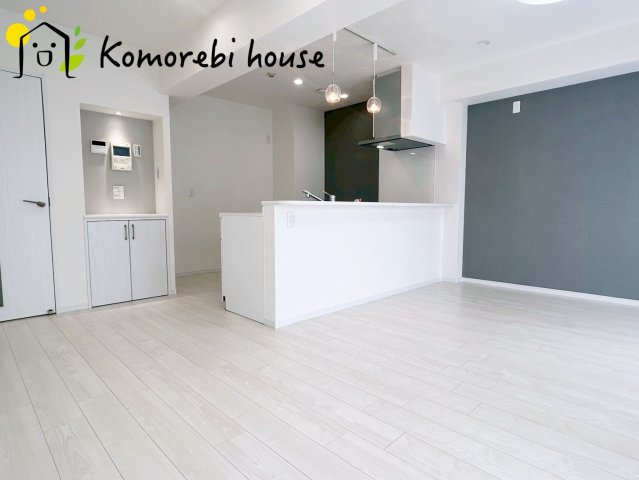 ウィンベルコーラス大宮第弐の居間・リビング|ゆったりとした居間です