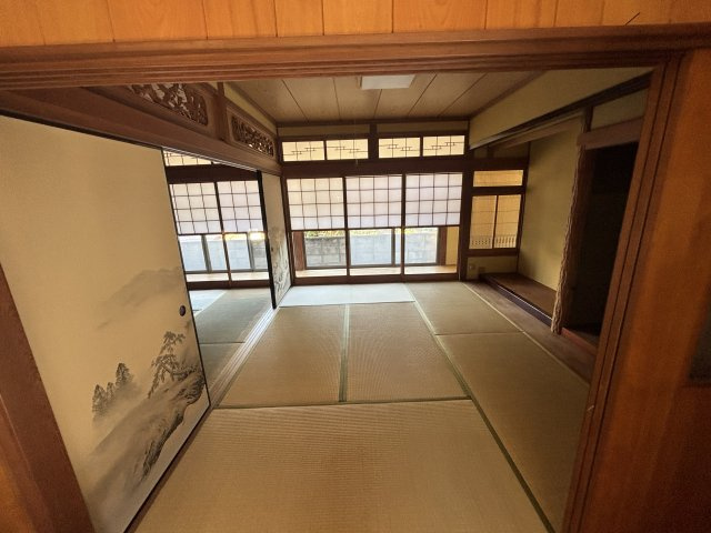 江良三丁目中古住宅の和室