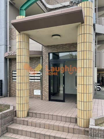 クラインドルフのエントランス|エントランスです