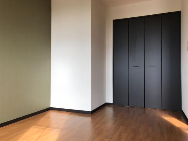 加古川市野口町野口のアパートの内装|洋室