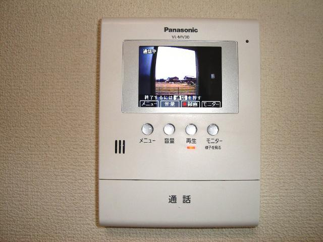 加古川市野口町野口のアパートの内装|カメラ付インターホン