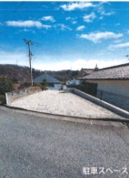 あきる野市菅生　平屋中古戸建の駐車場