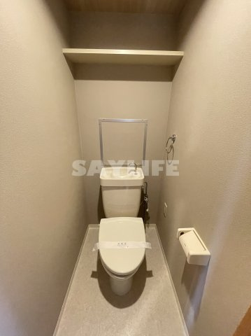 メゾンエスポアールのトイレ