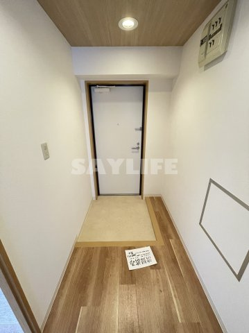 メゾンエスポアールの玄関