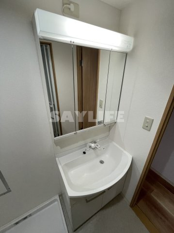 メゾンエスポアールの独立洗面台