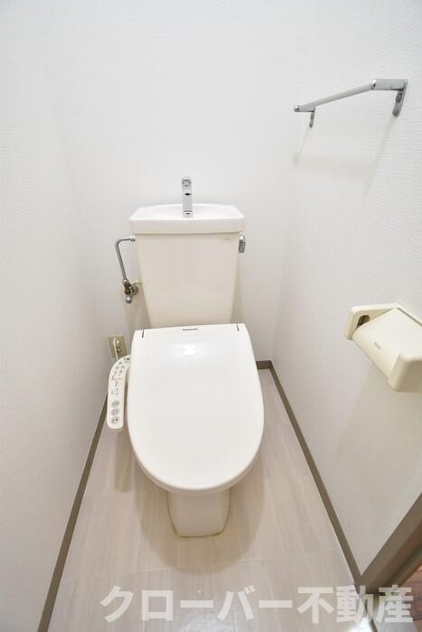 シャトレー西本のトイレ|温水洗浄暖房便座