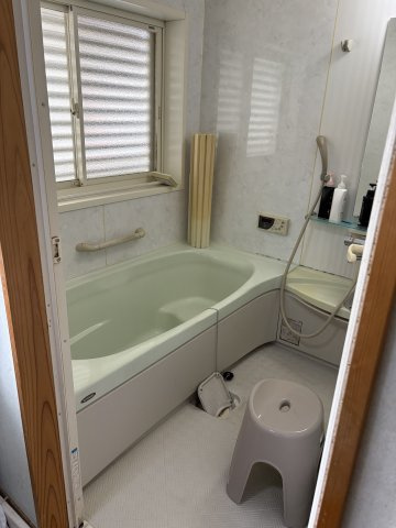 小名浜下神白字猪亦 中古一戸建ての浴室