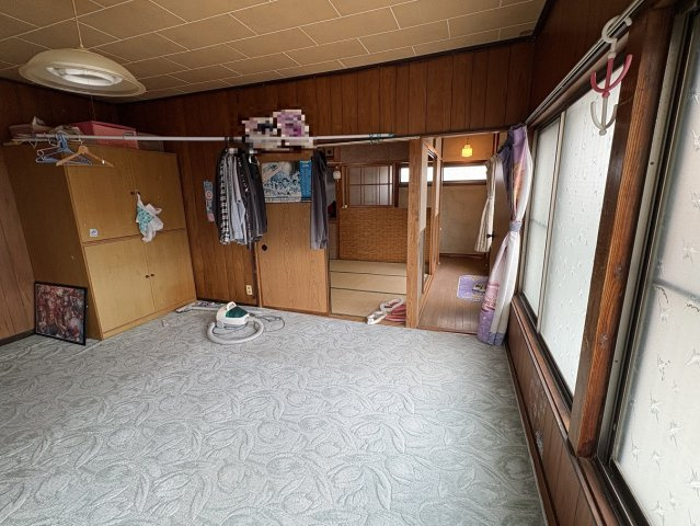 小名浜下神白字猪亦 中古一戸建ての洋室