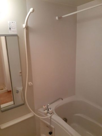 ジェルメ千本杉の浴室