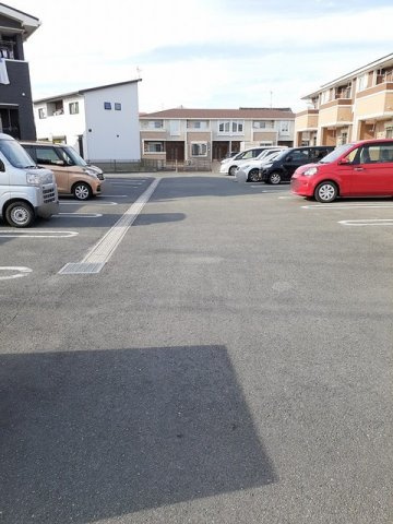 アルカンシェル　Ａの駐車場