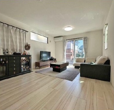 中古戸建　嵐山町志賀272-24の居間・リビング