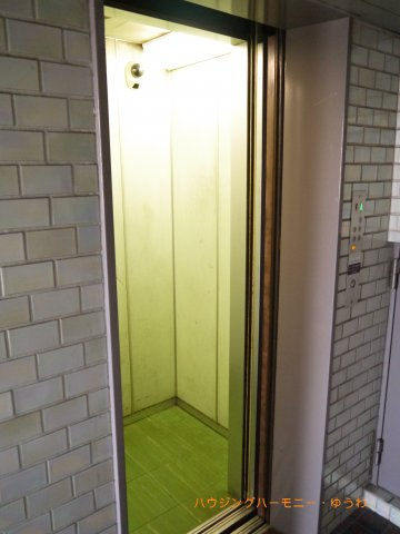 【その他共用部分】 | さつきコーポ | 勿論エレベーターが備え付けられています。