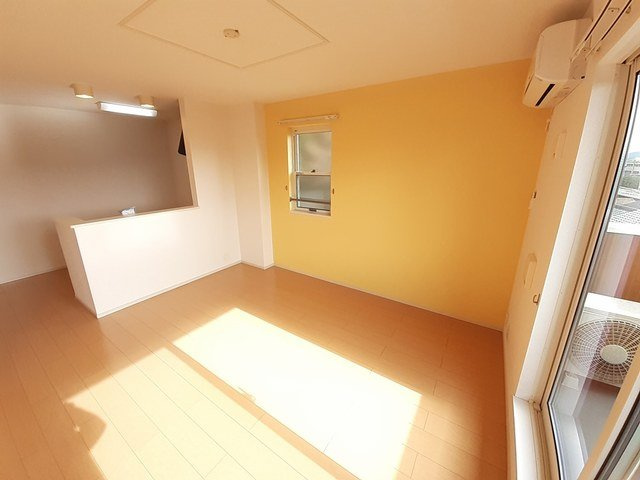 サンパティーク　ヒルズの居間・リビング|ゆったりとした居間です