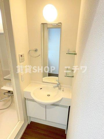 NEU　STILLE　の洗面所|別部屋参考写真