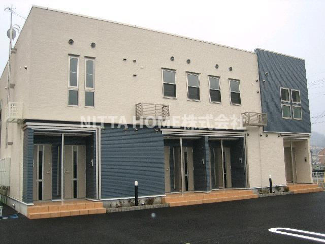 豊岡市高屋のアパート