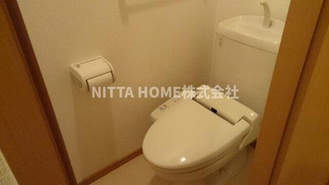豊岡市高屋のアパートのトイレ|もちろんウォシュレット付きのトイレですよ◎