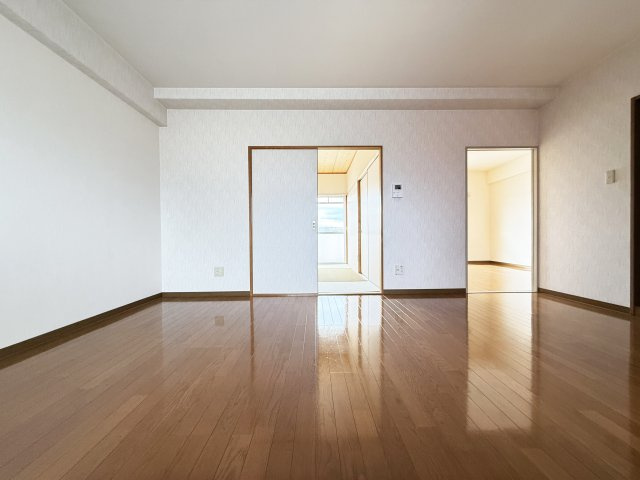 ユートピアⅢの居間・リビング