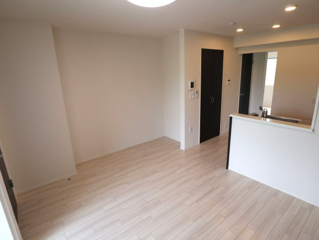 Hale ELUEKOの居間・リビング