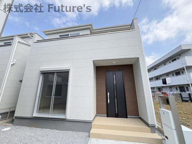 三郷市早稲田7丁目　新築戸建　全3棟　3号棟の外観|JR武蔵野線「三郷」駅徒歩15分・カースペース2台完備の全3棟