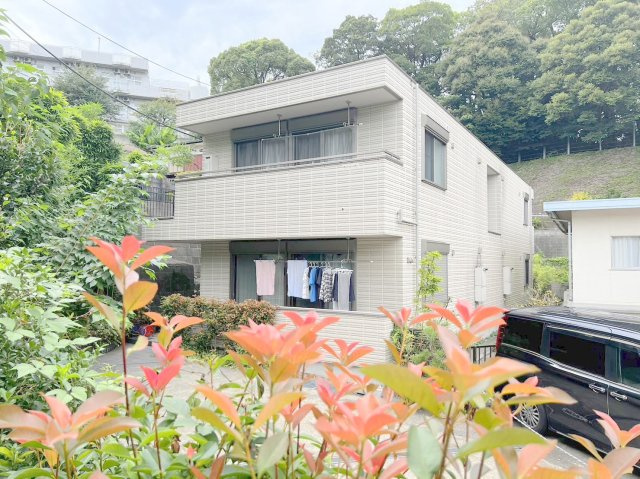 ヴィラ浅間台の外観