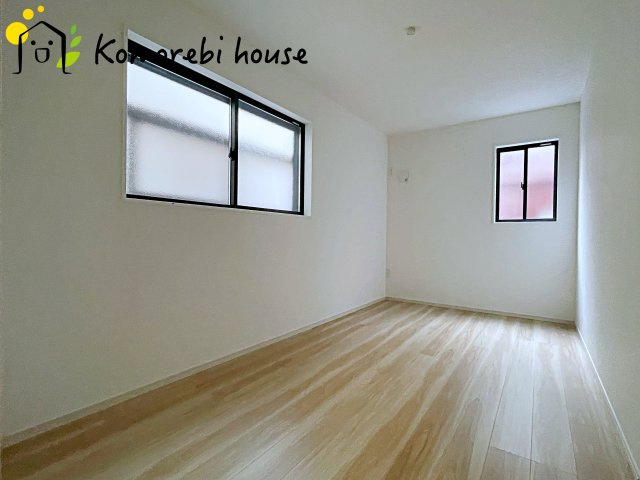 さいたま市北区本郷町　1期　新築一戸建て　リガーレ　02の洋室|スタンダードな洋室です