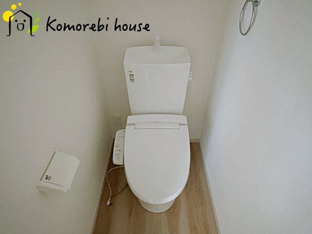 さいたま市北区本郷町　1期　新築一戸建て　リガーレ　02のトイレ|ゆったりとした空間のトイレです