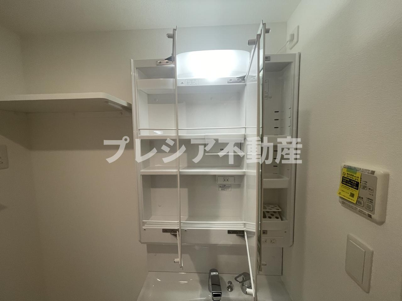 ソルテラス甲子園口クレアストの洗面所