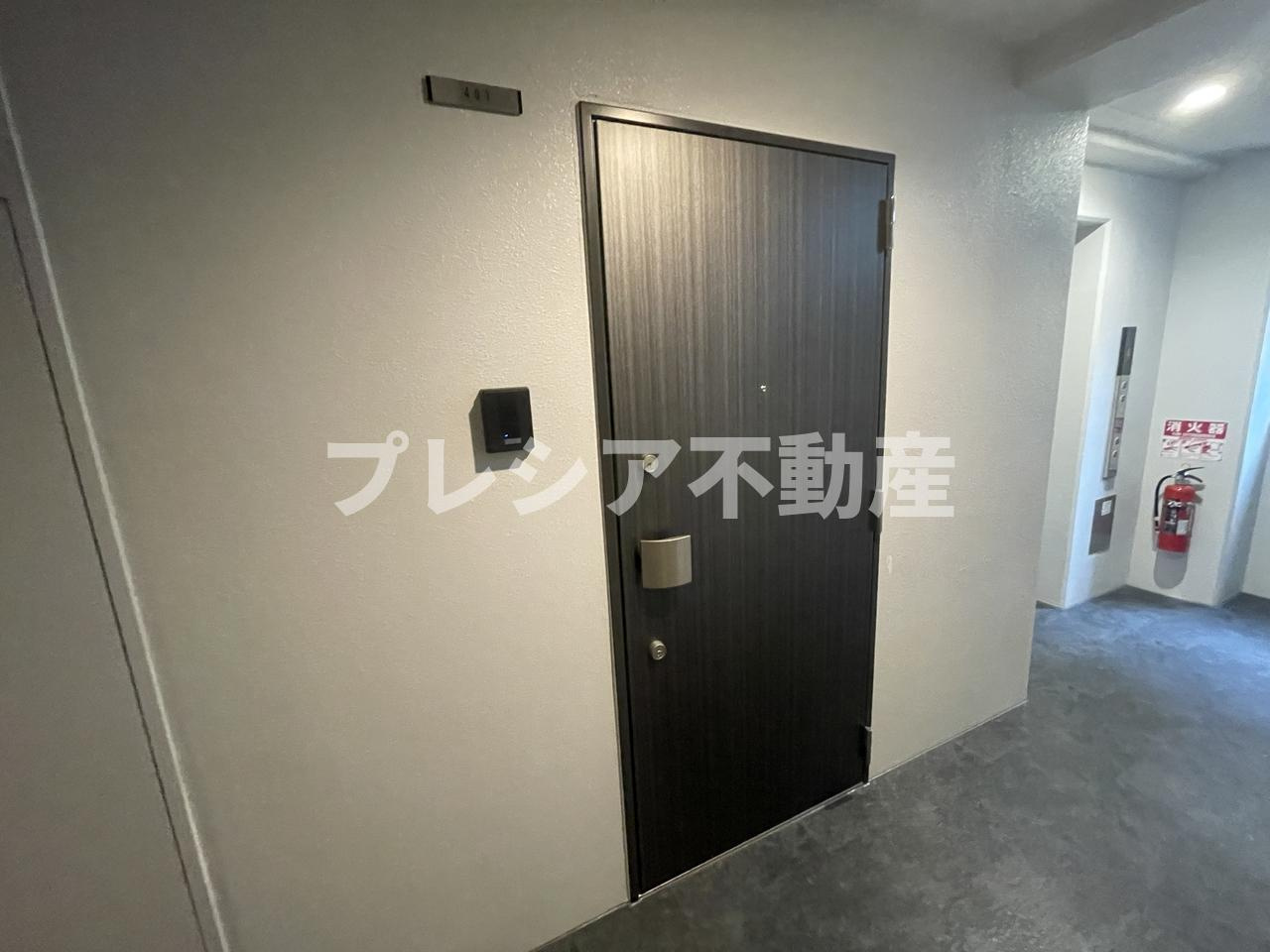 ソルテラス甲子園口クレアストの玄関