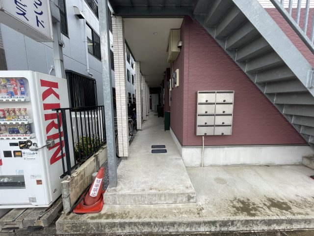 ワンズコア新松戸Ⅴのエントランス