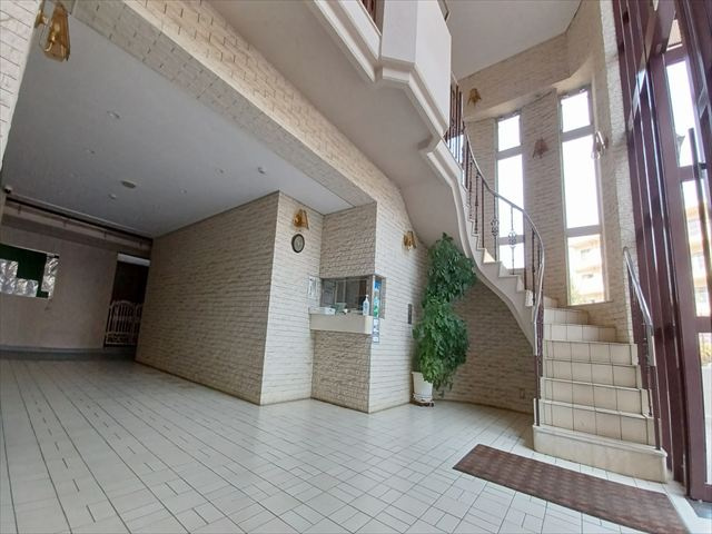 ザ・ステイツみずほ台のエントランス