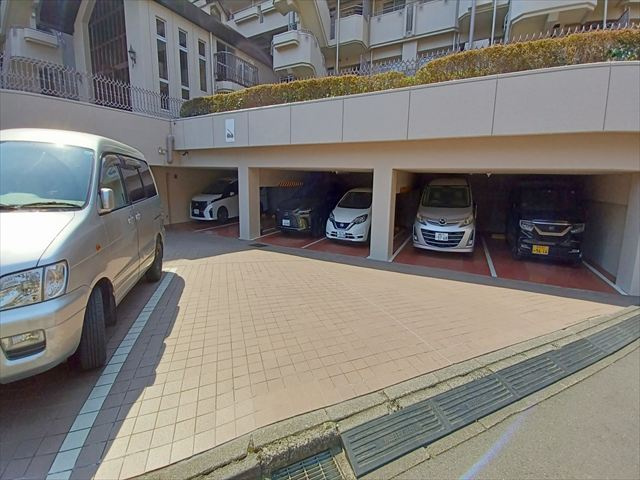 ザ・ステイツみずほ台の駐車場|満車