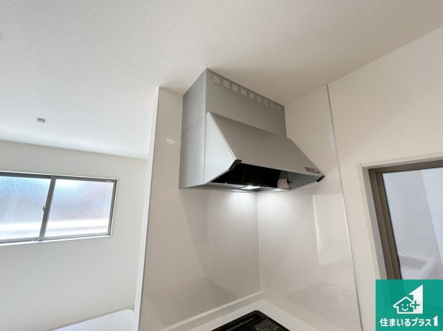 高石市加茂　新築一戸建ての設備|汚れにくいスロットフィルタでお手入れラクラク！ＬＥＤ照明付き！