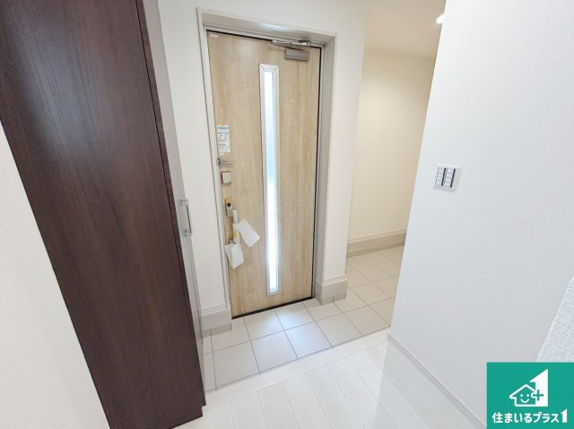 高石市加茂　新築一戸建ての玄関|シューズボックスにはたくさんの靴が収納できるので玄関周りはいつもスッキリ！ご家族が増えても安心！