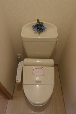 【トイレ】 | アバンセグリーン2 | ※他のお部屋の写真です