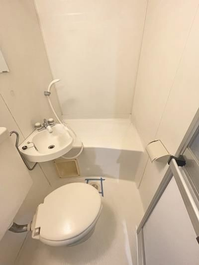 ラ・グランリヴィエールのトイレ|清潔感のあるトイレです