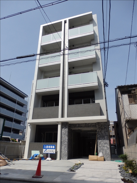 Ｃｏｕｒｔ　ＭＡＲＩＡＧＥ