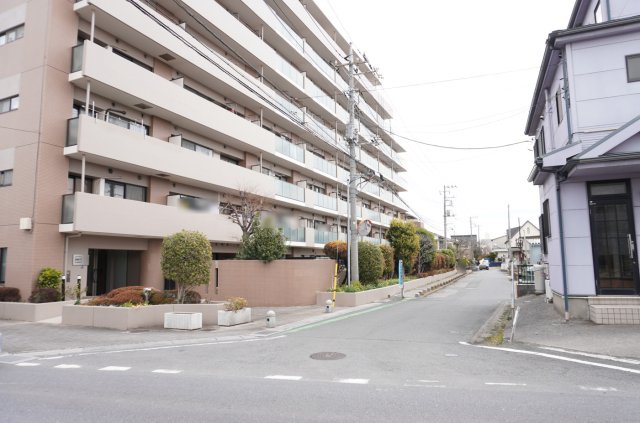 デイズ草加の外観